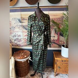 Zara Black and Green Beautiful Wrap Dress